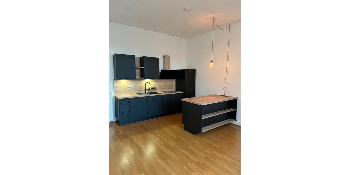 Etagenwohnung Waldbröl - 1 Zimmer, 93 m&sup2;, 760&euro; | Angebot:27572520