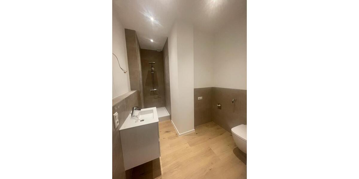 Erdgeschoßwohnung Meinerzhagen - 3 Zimmer, 75 m&sup2;, 1.050&euro; | Angebot:25136915