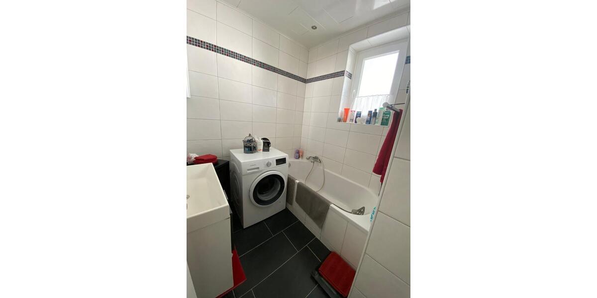 Dachgeschoßwohnung Bergneustadt - 3 Zimmer, 81 m&sup2;, 185.000&euro; | Angebot:25932738