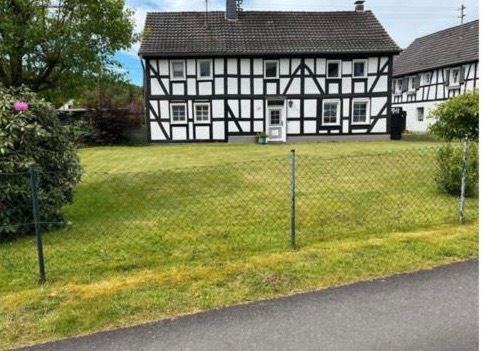 Einfamilienhaus Windeck - 290.000&euro; | Angebot:25499700