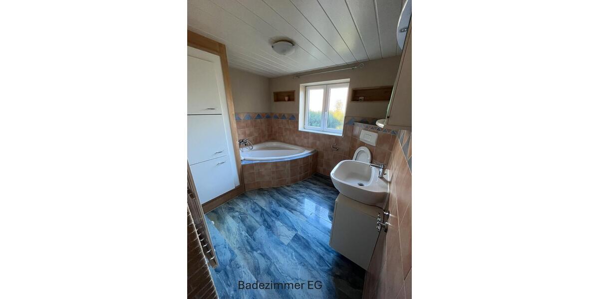 Einfamilienhaus Bergneustadt - 4.5 Zimmer, 130 m&sup2;, 245.000&euro; | Angebot:26415030