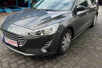 Ford Focus 243.207 km 5.499 &euro; Gummersbach 51645