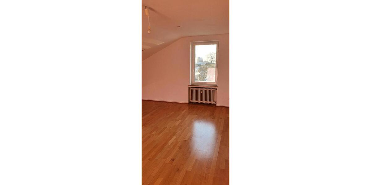 Dachgeschoßwohnung Lüdenscheid Staberg - 2 Zimmer, 75 m&sup2;, 540&euro; | Angebot:27596201