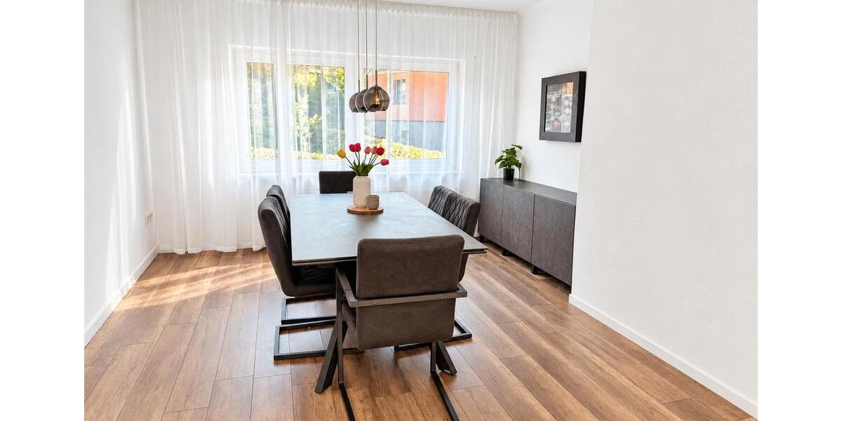 Etagenwohnung Overath - 4.5 Zimmer, 144 m&sup2;, 1.300&euro; | Angebot:27578063