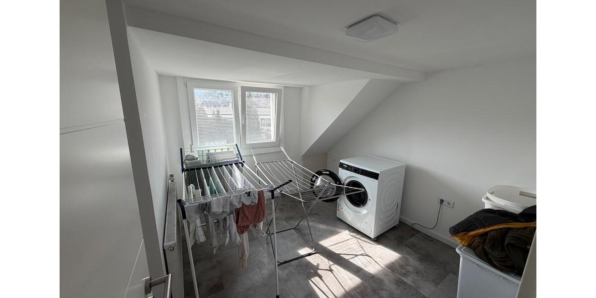 Einfamilienhaus Gummersbach Berstig Süd - 7 Zimmer, 140 m&sup2;, 349.000&euro; | Angebot:27014735