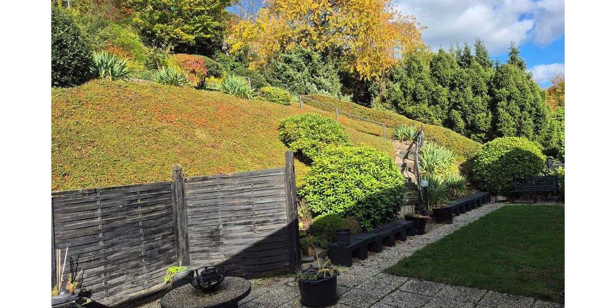 Mehrfamilienhaus, Wohnhaus Lüdenscheid Dickenberg - 6 Zimmer, 182 m&sup2;, 270.000&euro; | Angebot:25660601