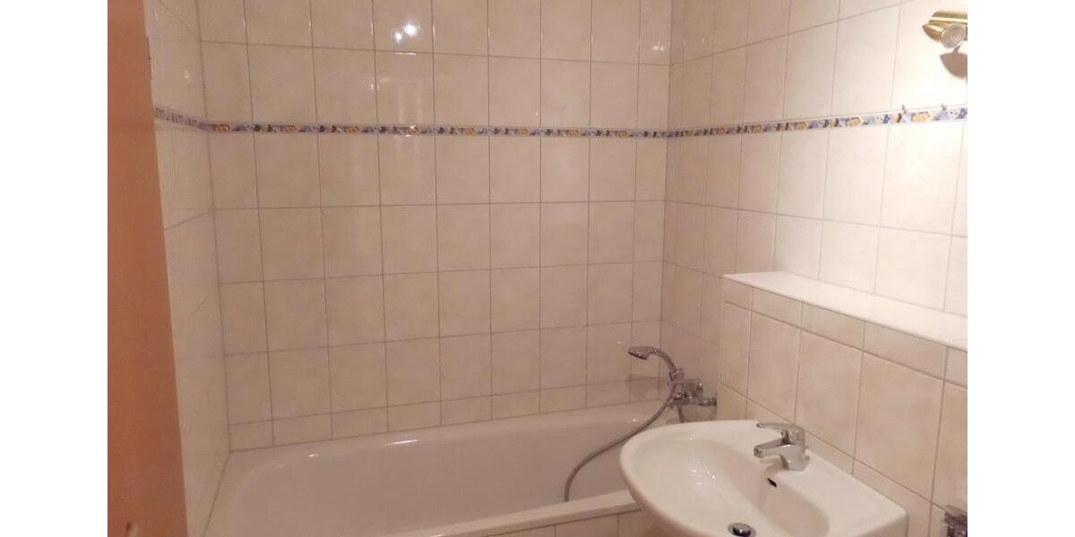Etagenwohnung Hückeswagen - 2 Zimmer, 46 m&sup2;, 118.000&euro; | Angebot:26967052