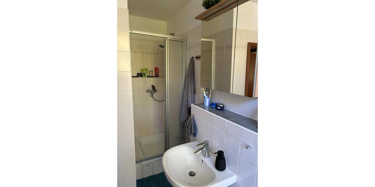 Etagenwohnung Wermelskirchen - 2 Zimmer, 66 m&sup2;, 840&euro; | Angebot:26429980