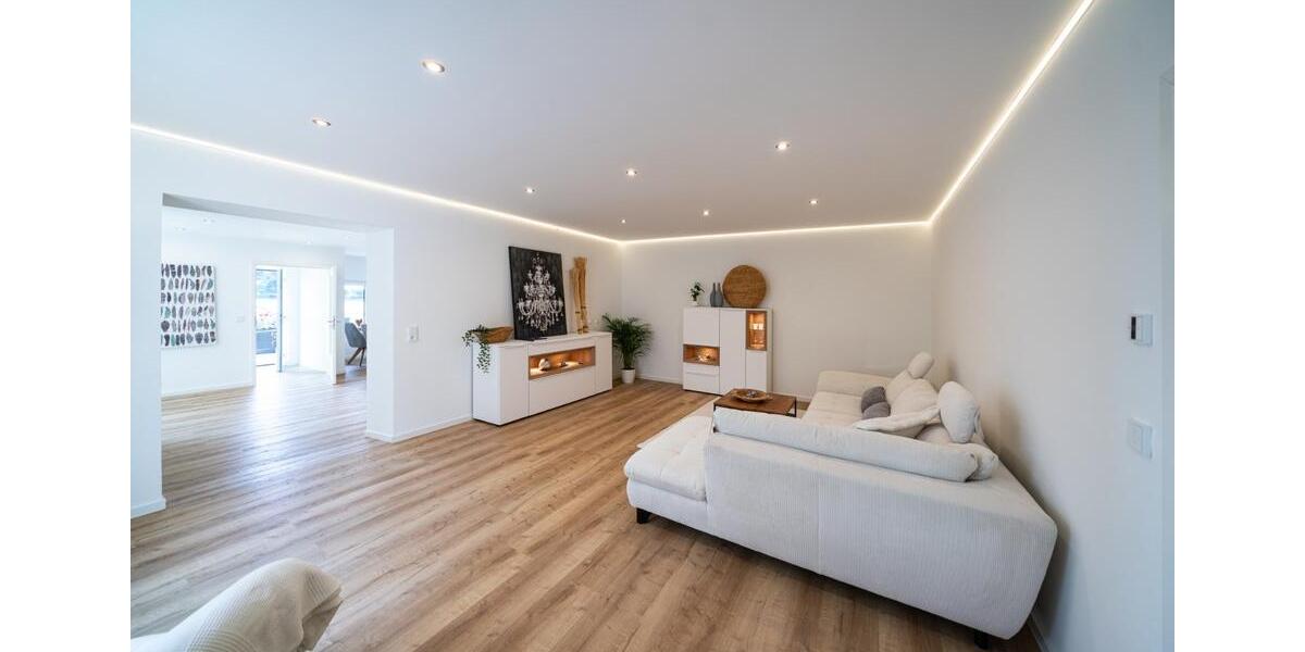 Etagenwohnung Meinerzhagen - 2 Zimmer, 100 m&sup2;, 1.200&euro; | Angebot:25918617