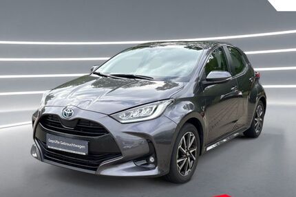 Toyota Yaris 32.660 km 18.990 &euro; Gummersbach 51645