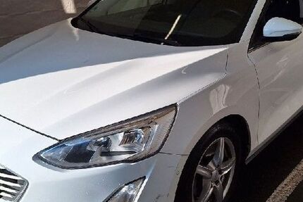 Ford Focus 157.000 km 9.949 &euro; Gummersbach (Zwischen Toom Markt und ATU) 51645