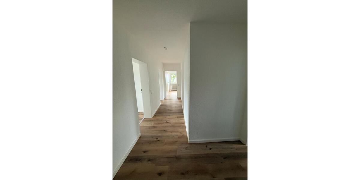Dachgeschoßwohnung Olpe - 4 Zimmer, 80 m&sup2;, 225.000&euro; | Angebot:27181327