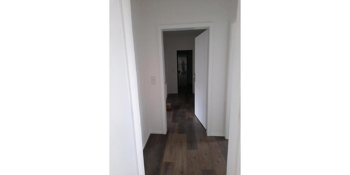 Dachgeschoßwohnung Waldbröl - 2 Zimmer, 85 m&sup2;, 980&euro; | Angebot:25274256