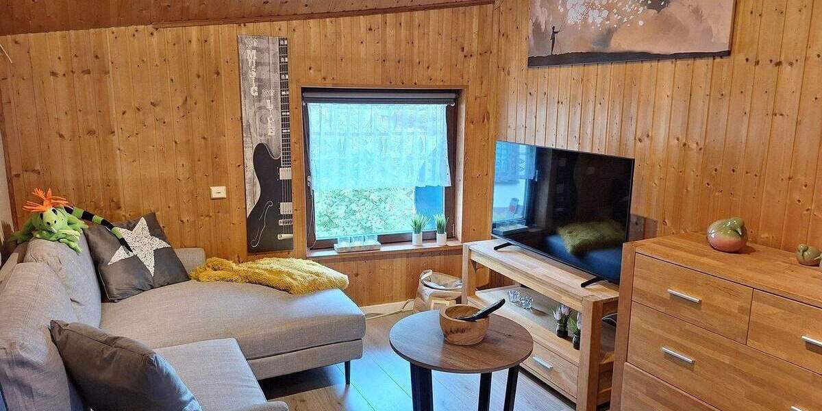 Mehrfamilienhaus, Wohnhaus Wiehl / Bielstein Bielstein - 9 Zimmer, 231 m&sup2;, 383.000&euro; | Angebot:25742525