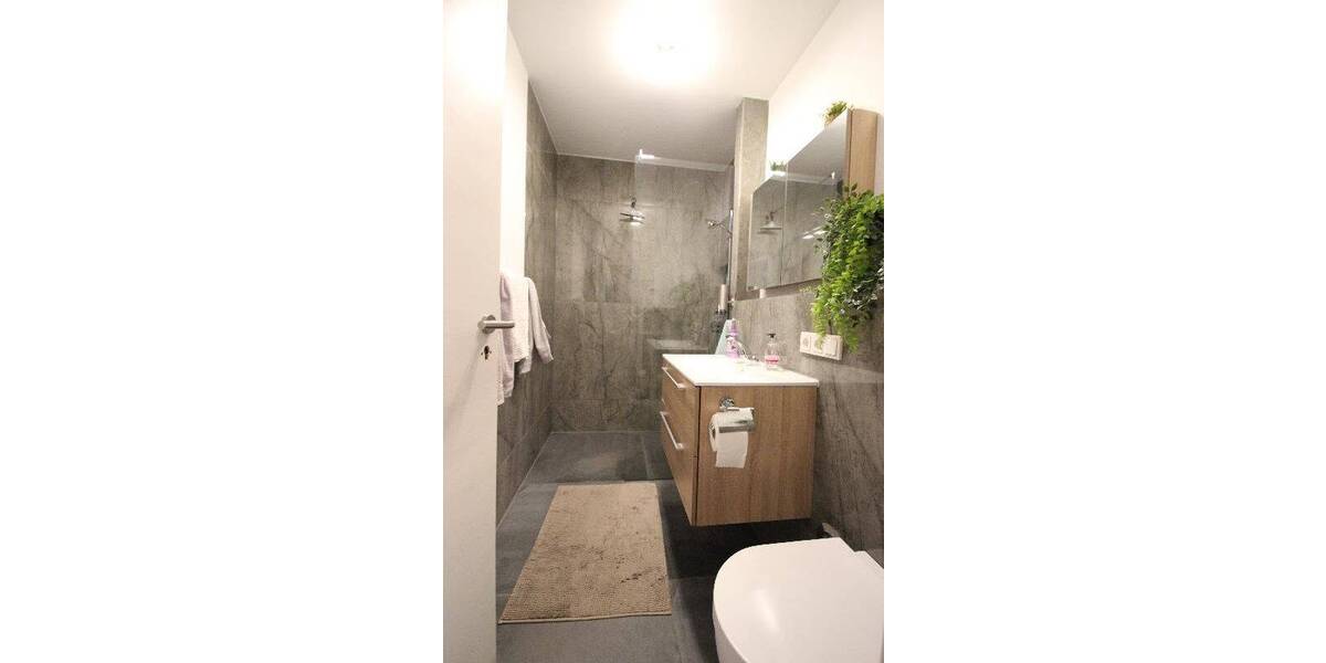 Etagenwohnung Gummersbach Bernberg - 4 Zimmer, 95 m&sup2;, 170.000&euro; | Angebot:25737035