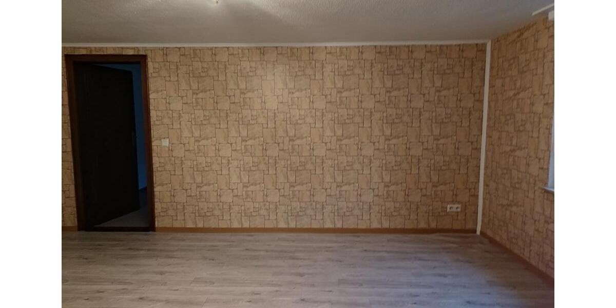 Erdgeschoßwohnung Bergneustadt - 1 Zimmer, 70 m&sup2;, 610&euro; | Angebot:25061967