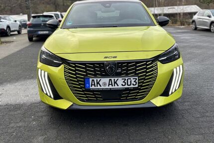 Peugeot 208 10.000 km 30.850 &euro; Gummersbach 51645