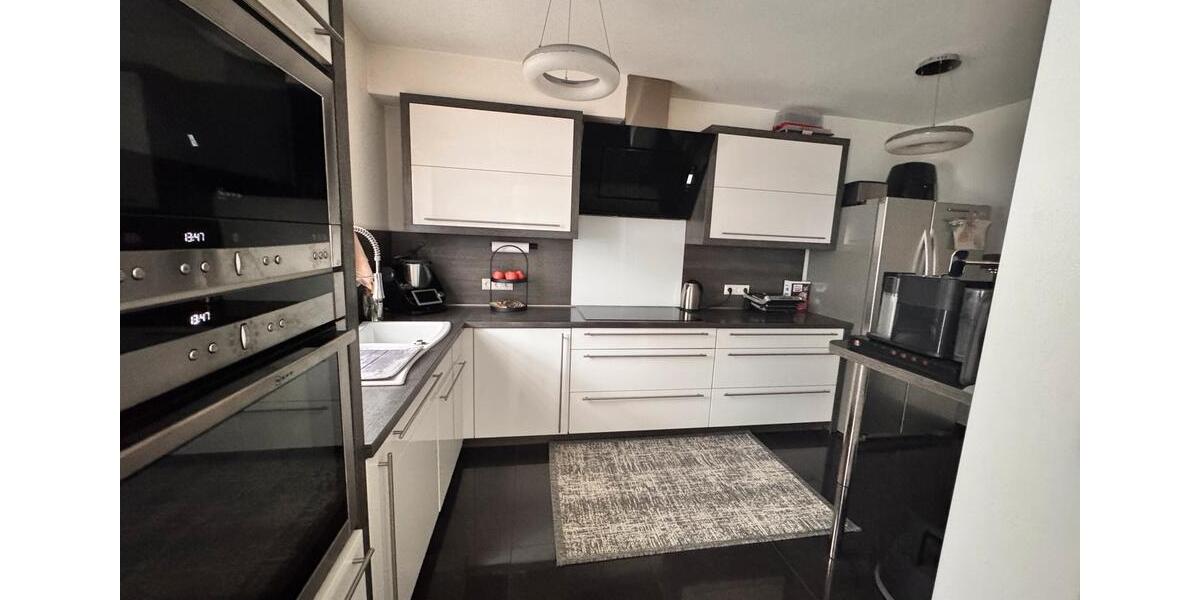Reihenhaus Lüdenscheid Staberg - 5 Zimmer, 130 m&sup2;, 1.800&euro; | Angebot:25563053