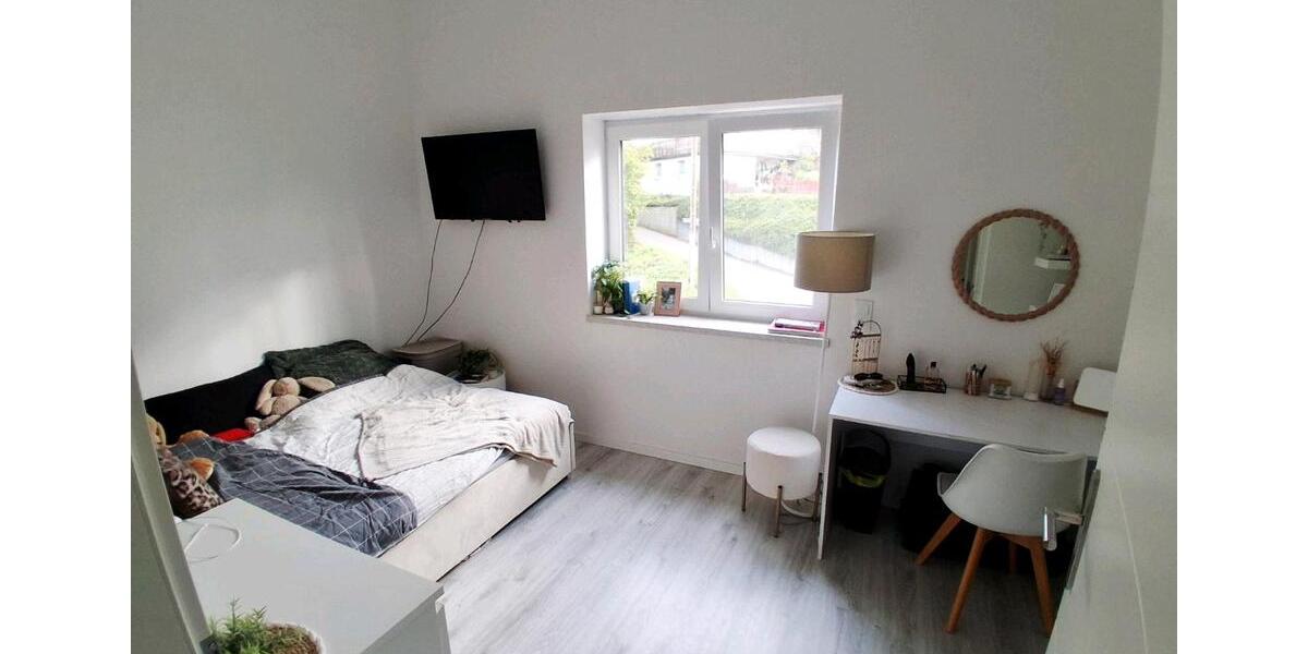 Dachgeschoßwohnung Waldbröl - 3 Zimmer, 75 m&sup2;, 950&euro; | Angebot:27564627