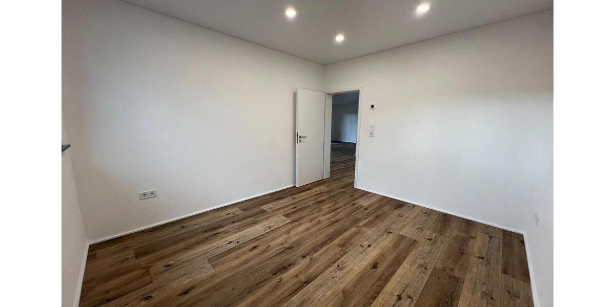 Terrassenwohnung Freudenberg - 3 Zimmer, 105 m&sup2;, 1.000&euro; | Angebot:25974971