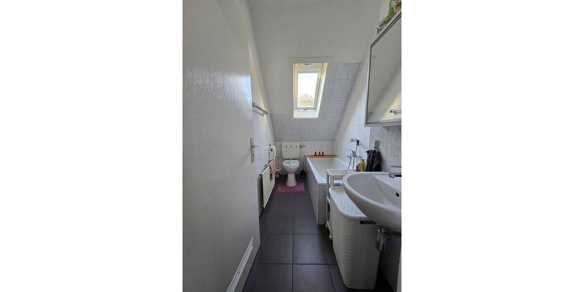 Doppelhaushälfte Ruppichteroth - 6 Zimmer, 124 m&sup2;, 270.000&euro; | Angebot:25928933