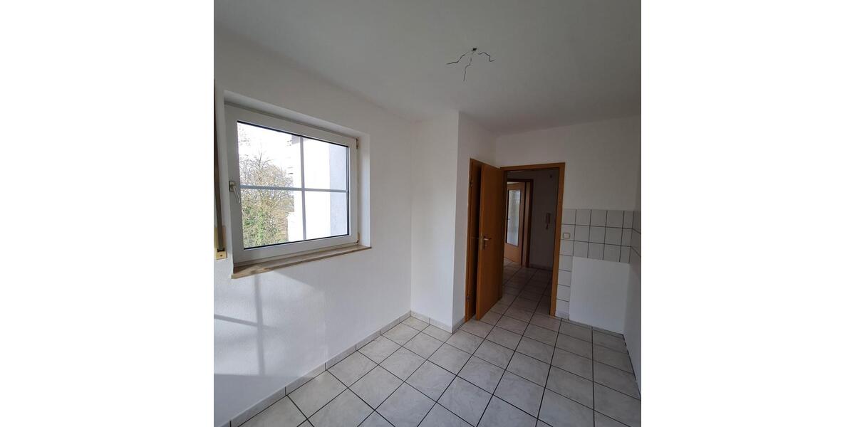 Etagenwohnung Lüdenscheid Staberg - 3 Zimmer, 81 m&sup2;, 715&euro; | Angebot:27592781