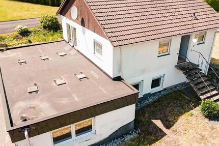 Haus Morsbach - 7 Zimmer, 170 m&sup2;, 290.000&euro; | Angebot:25236977