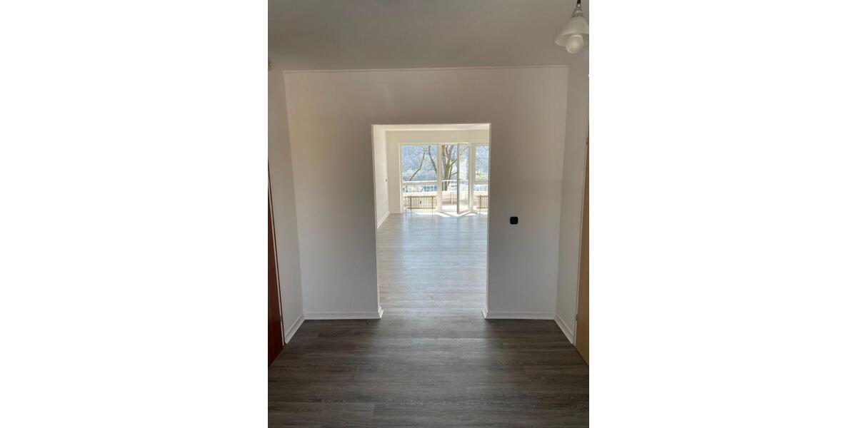 3 Zimmer, Kü, Bad, Gä-WC, Loggia, Sauna zw. Halver - Lüdenscheid - Etagenwohnung Lüdenscheid Brügge | Angebot:26063661