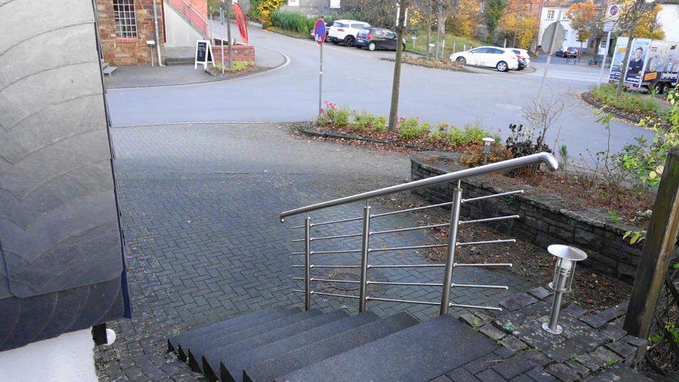 Doppelhaushälfte Nümbrecht - 7 Zimmer, 122 m&sup2;, 269.000&euro; | Angebot:23748778