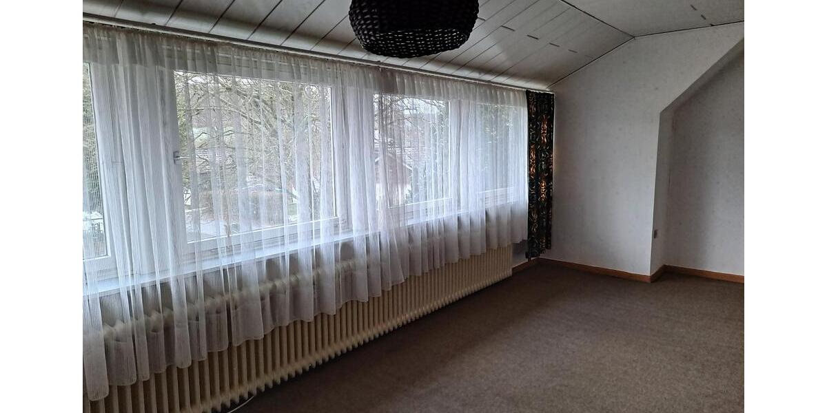 Einfamilienhaus Wiehl - 7 Zimmer, 167 m&sup2;, 325.000&euro; | Angebot:25591839