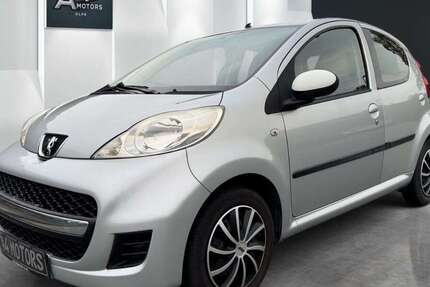 Peugeot 107 70.000 km 3.699 &euro; Olpe 57462