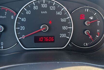 Suzuki SX4 108.000 km 2.800 &euro; Wiehl 51674