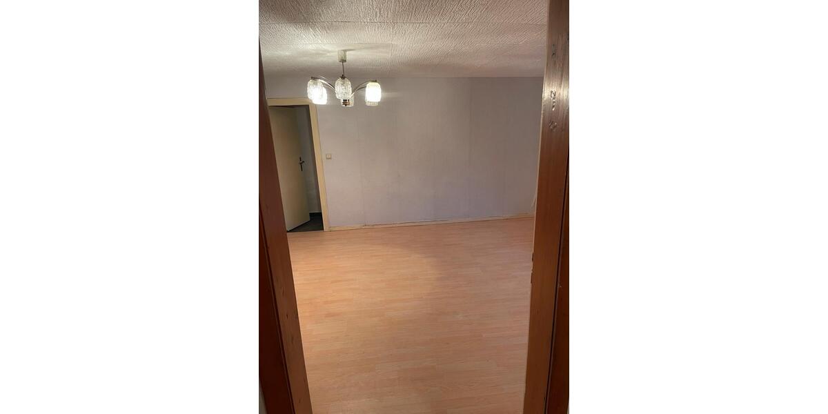 Etagenwohnung Windeck - 4 Zimmer, 100 m&sup2;, 1.450&euro; | Angebot:25149997