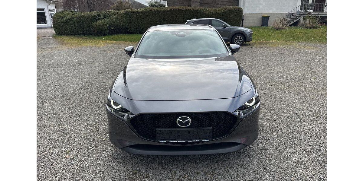 Mazda 3 16.343 km 26.790 &euro; Engelskirchen 51766