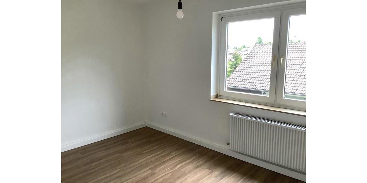 Etagenwohnung Lüdenscheid - 3.5 Zimmer, 66 m&sup2;, 475&euro; | Angebot:17688903