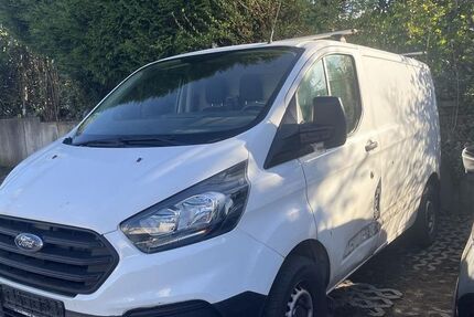 Ford Transit Custom 152.000 km 7.980 &euro; Wermelskirchen 42929