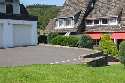Haus Wiehl - 8 Zimmer, 212 m&sup2;, 439.000&euro; | Angebot:26582385