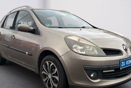 Renault Clio 157.000 km 3.199 &euro; Olpe 57462