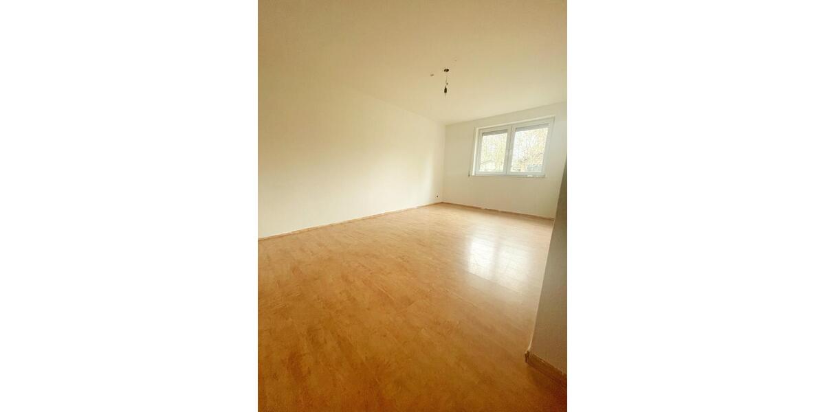 Etagenwohnung Overath - 3 Zimmer, 111 m&sup2;, 1.530&euro; | Angebot:26418880