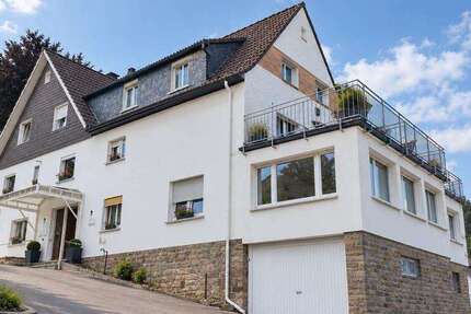 Haus Engelskirchen - 16 Zimmer, 617 m&sup2;, 385.000&euro; | Angebot:27539481