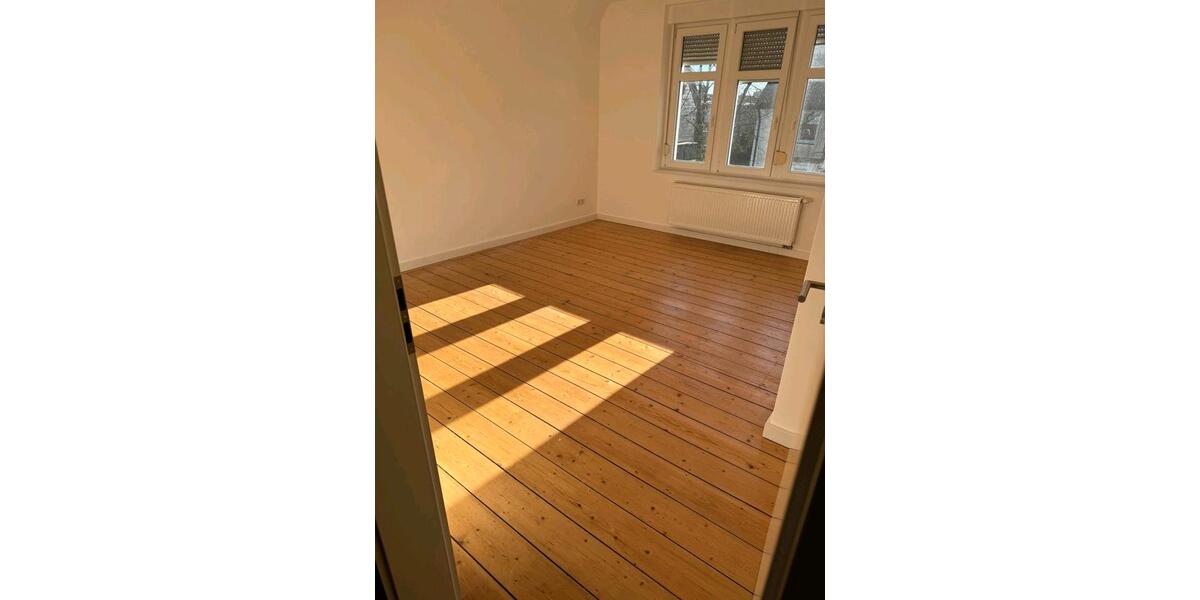 Einfamilienhaus Lüdenscheid - 5 Zimmer, 170 m&sup2;, 1.400&euro; | Angebot:26340231