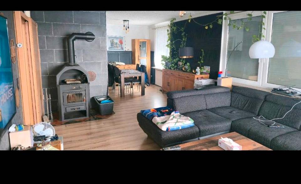 Einfamilienhaus Waldbröl - 5 Zimmer, 150 m&sup2;, 1.650&euro; | Angebot:26015573