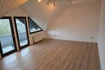 Dachgeschoßwohnung Gummersbach - 3 Zimmer, 75 m&sup2;, 750&euro; | Angebot:25862473