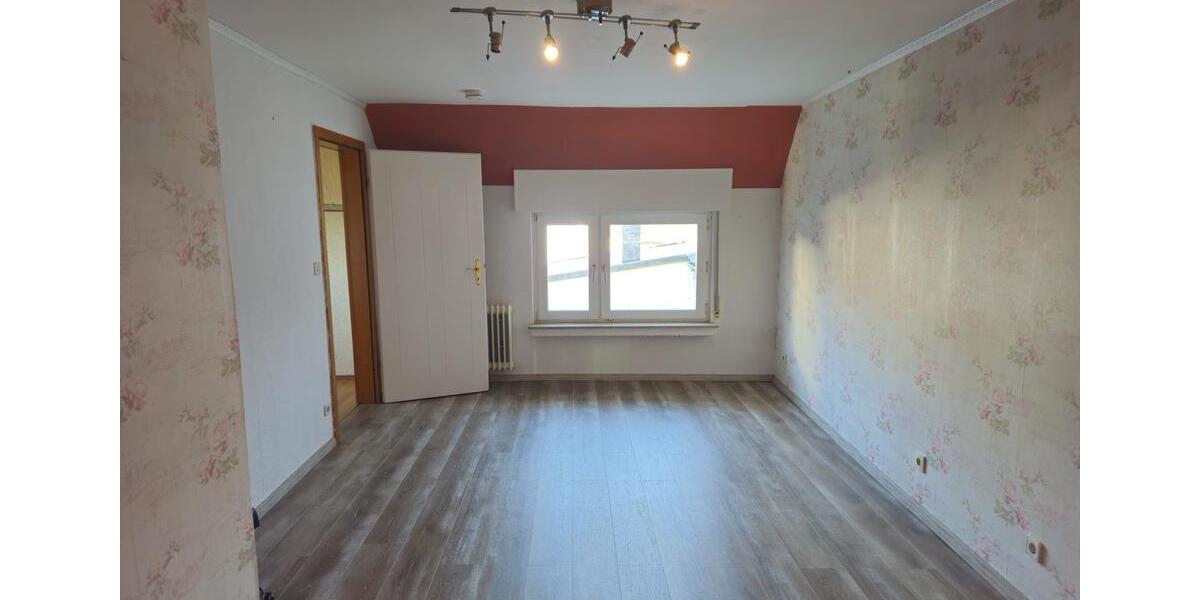 Einfamilienhaus Wermelskirchen - 3.5 Zimmer, 84 m&sup2;, 250.000&euro; | Angebot:25046706