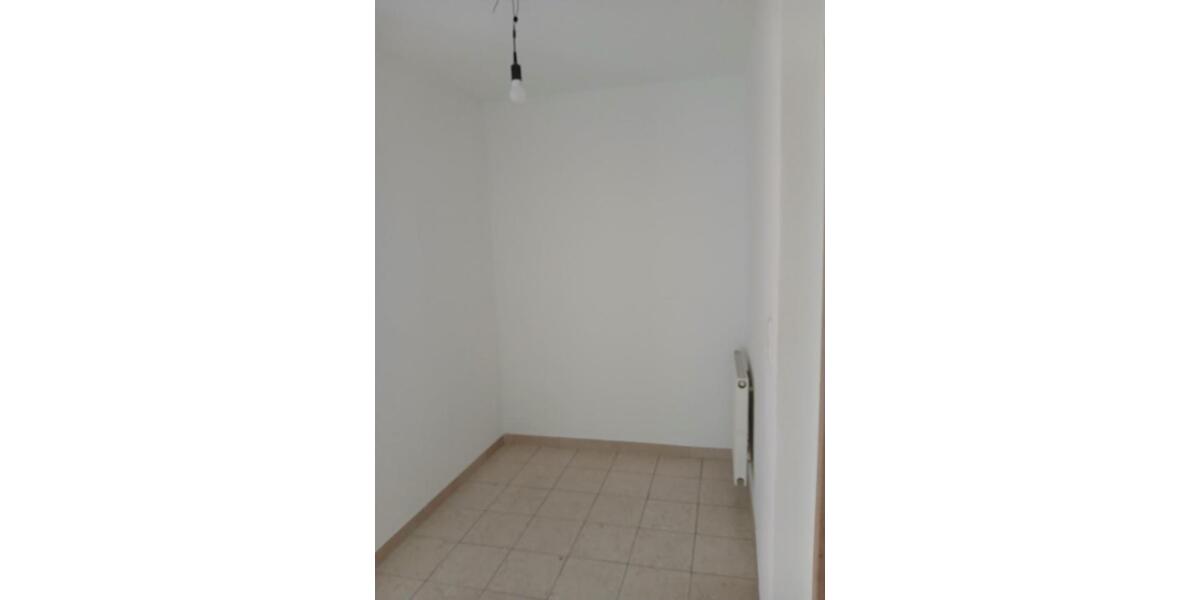Etagenwohnung Windeck - 3 Zimmer, 85 m&sup2;, 750&euro; | Angebot:25936369