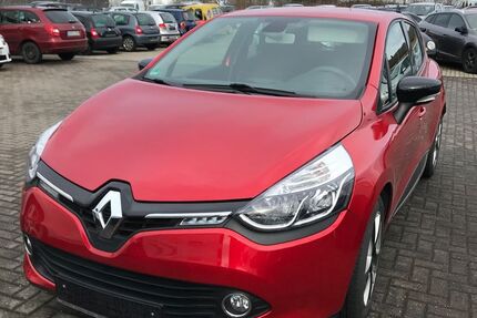 Renault Clio 89.918 km 6.199 &euro; Much 53804