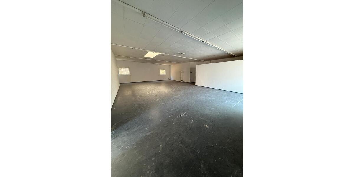 Gewerbeobjekt Gummersbach Berstig Süd - 1.250&euro; | Angebot:25330428