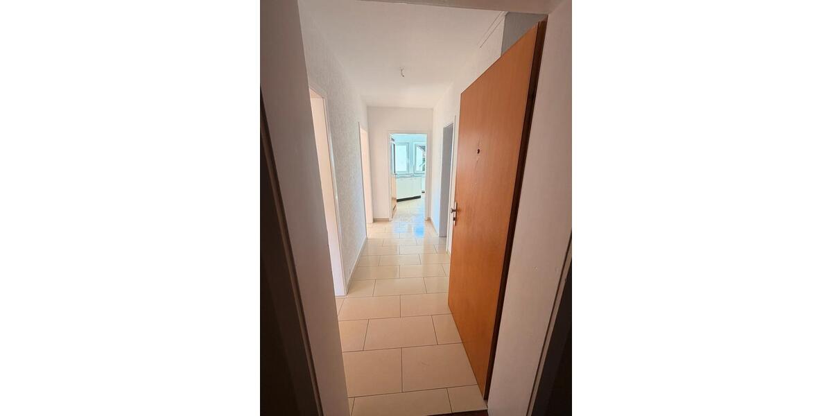 Dachgeschoßwohnung Gummersbach Berstig Süd - 3 Zimmer, 84 m&sup2;, 625&euro; | Angebot:27568626