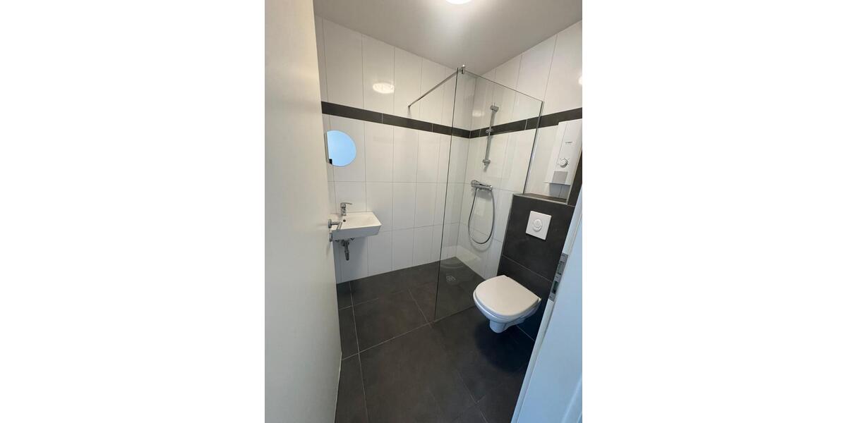 Etagenwohnung Gummersbach Berstig Süd - 1 Zimmer, 25 m&sup2;, 450&euro; | Angebot:25942584