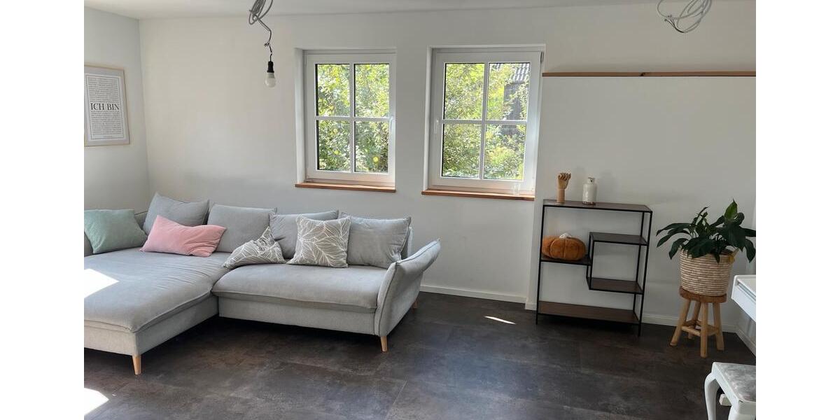 Einfamilienhaus Wiehl - 3 Zimmer, 110 m&sup2;, 1.500&euro; | Angebot:27614978
